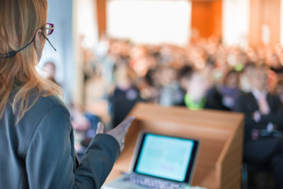 Apresentações dinâmicas em PowerPoint e Prezi