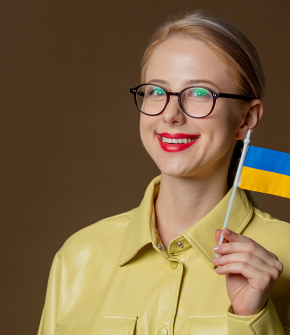 Para participar neste curso, não são necessários conhecimentos avançados de utilização do computador ou de qualquer ferramenta informática. Apenas são necessários conhecimentos básicos no uso do computador e acesso à Internet. Apesar de ser um curso totalmente e-Learning, terá sempre o apoio do formador, que estará sempre disponível para esclarecer as suas dúvidas no Fórum de Discussão. Ao longo do curso, o formando deve realizar múltiplas atividades e tarefas. Tem total flexibilidade em termos de horário para realizar essas tarefas. Apenas é necessário cumprir a calendarização definida e o prazo de conclusão dessas mesmas tarefas. O acesso à formação online pode ser feito a partir de qualquer computador com acesso à Internet. Pode interromper as tarefas e concluir mais tarde, de acordo com a sua disponibilidade.