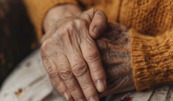 realistic-scene-with-elderly-care-senior-people