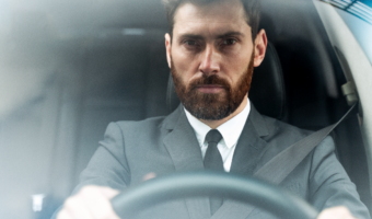 handsome-male-taxi-driver-costume AJUSTADA